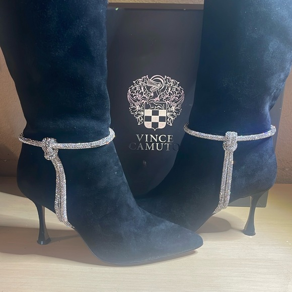 Vince Camuto suede heel boots rhinestones Carlyma sz 8.5 FINAL - Picture 3 of 17
